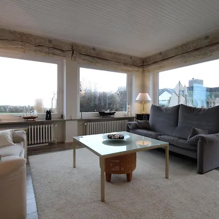 Ferienhaus Schoenhagen Strand